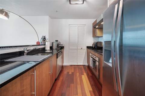 300 S Biscayne Blvd T-3406, Miami FL - photo 14 of 33