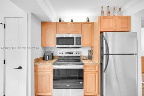 10560 SW 156th Pl 208, Miami FL - photo 6 of 36