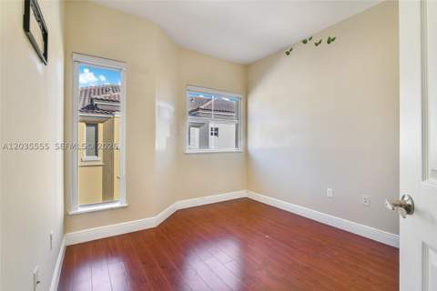 2707 NE 184th Ter, Aventura FL - photo 15 of 22