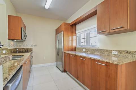 2707 NE 184th Ter, Aventura FL - photo 7 of 22