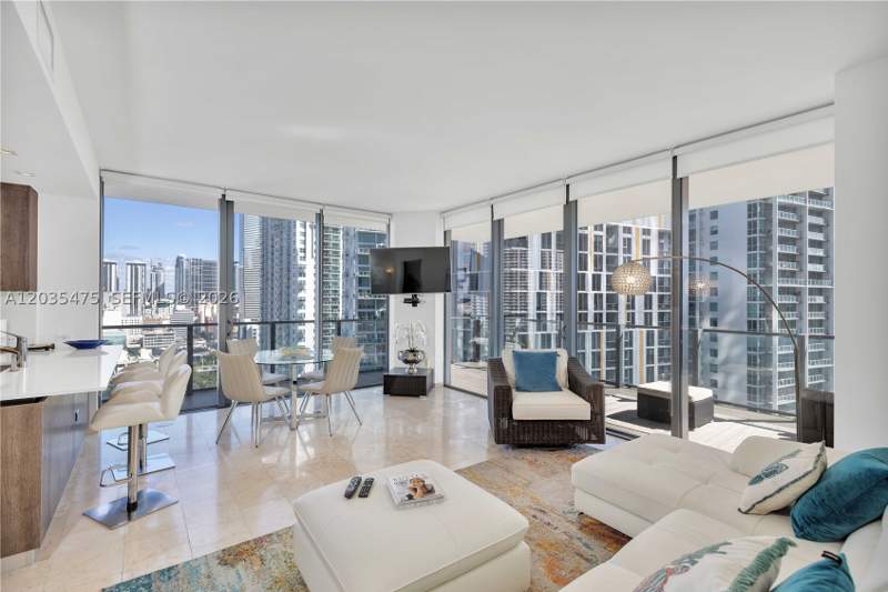 2 bedroom Condominium at 68 SE 6th St 1611, Reach Condo, Miami — photo 2
