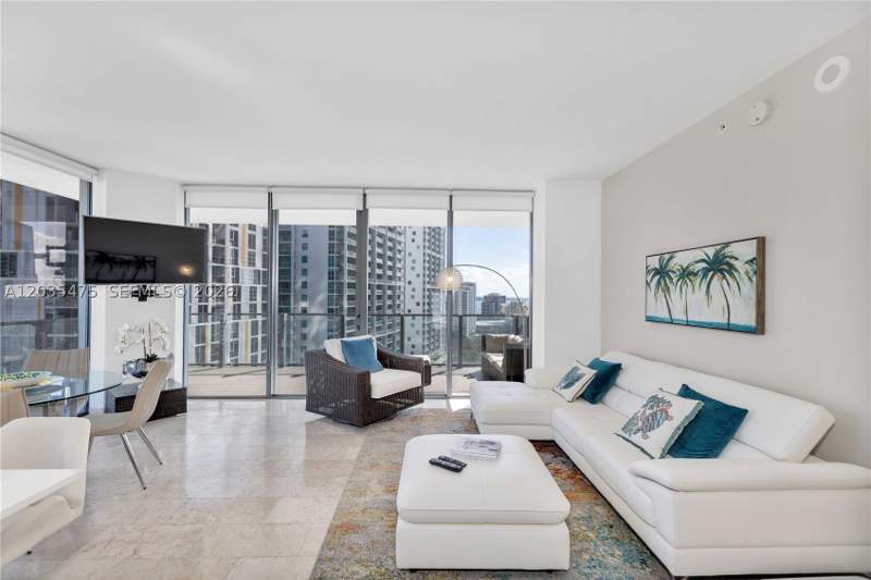 2 bedroom Condominium at 68 SE 6th St 1611, Reach Condo, Miami — photo 4