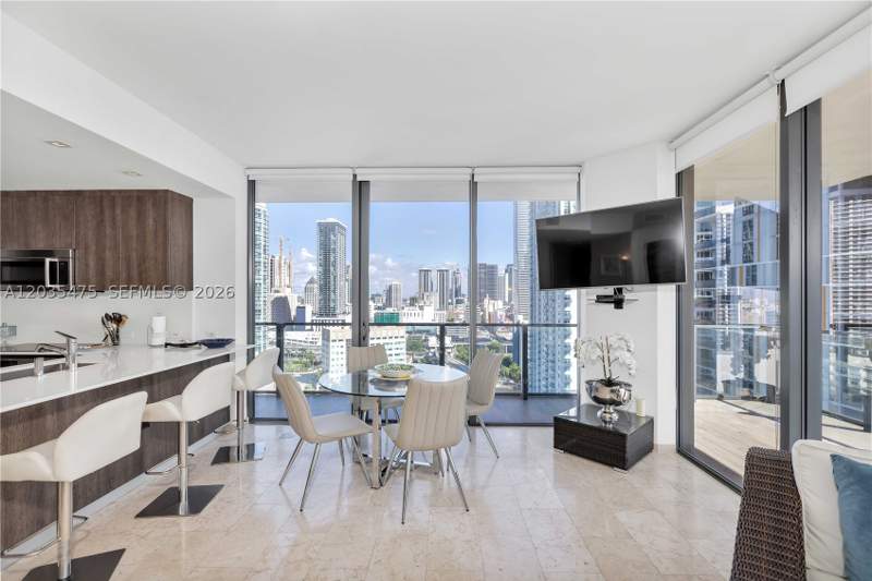 2 bedroom Condominium at 68 SE 6th St 1611, Reach Condo, Miami — photo 5