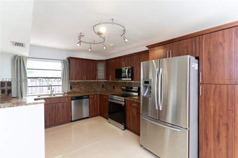 11033 SW 132nd Ct 14-4, Miami FL - photo 19 of 44