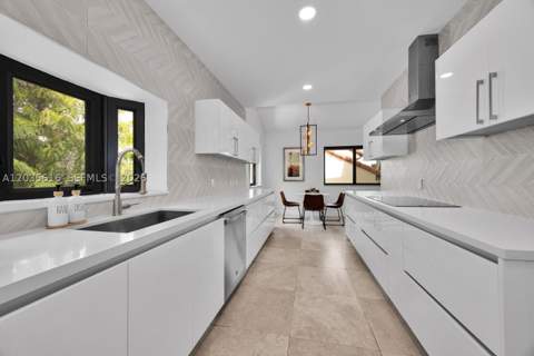 2000 S Bayshore Dr 65, Miami FL - photo 13 of 51