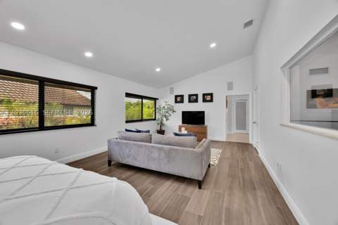 2000 S Bayshore Dr 65, Miami FL - photo 20 of 51