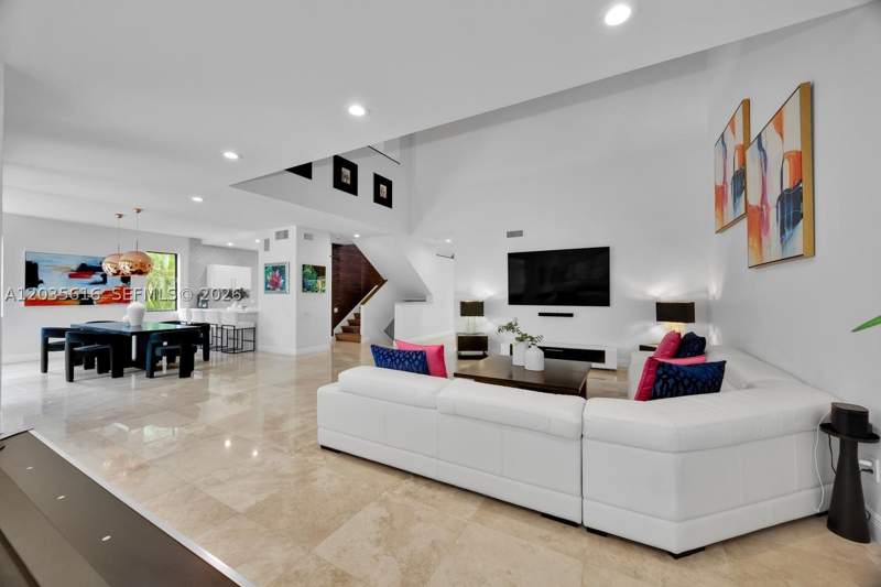 4 bedroom Townhouse at 2000 S Bayshore Dr 65, L Hermitage, Miami — photo 5