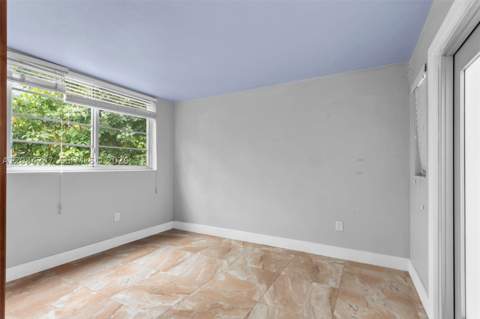 1820 James Ave 2F, Miami Beach FL - photo 9 of 21