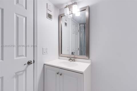 3527 NE 168th St 309, North Miami Beach FL - photo 10 of 24