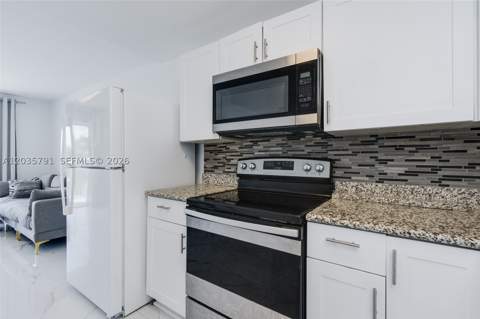 3527 NE 168th St 309, North Miami Beach FL - photo 17 of 24