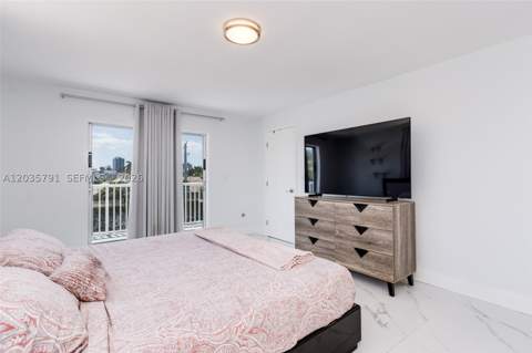 3527 NE 168th St 309, North Miami Beach FL - photo 20 of 24