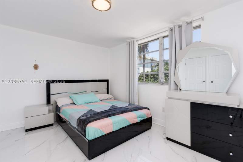 2 bedroom Condominium at 3527 NE 168th St 309, Sunshores Condo, North Miami Beach — photo 4