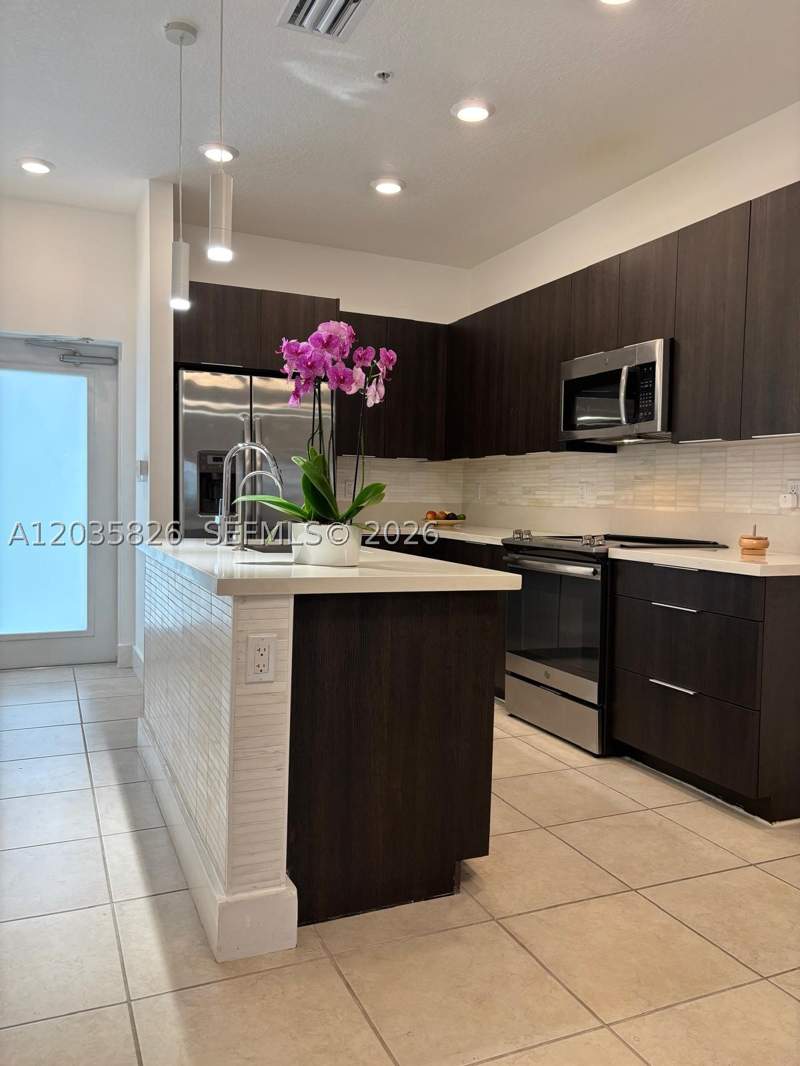 3 bedroom Condominium at 4740 NW 84th Ct 32, Urbana At The Residences, Doral — photo 5