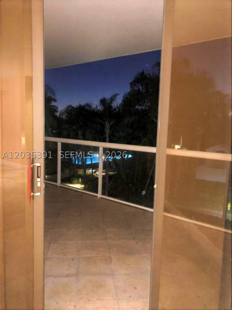 3610 Yacht Club Dr 312, Aventura FL - photo 18 of 18