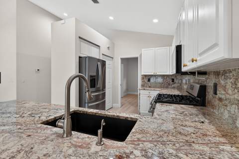 2401 SW Estella Terrace, Palm City FL - photo 14 of 36