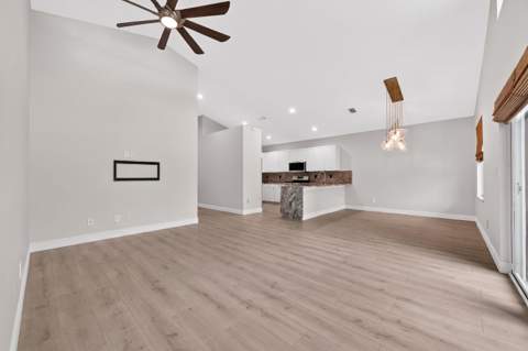 2401 SW Estella Terrace, Palm City FL - photo 20 of 36