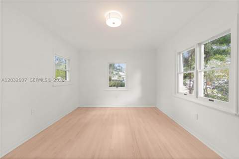440 SW 29th Rd, Miami FL - photo 17 of 29