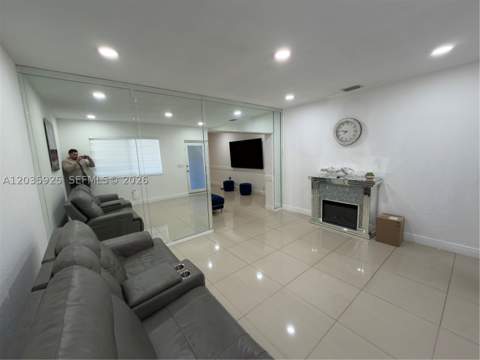 224 E 42nd St, Hialeah FL - photo 14 of 82