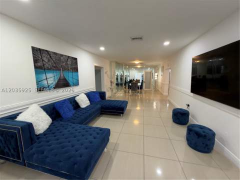 224 E 42nd St, Hialeah FL - photo 16 of 82