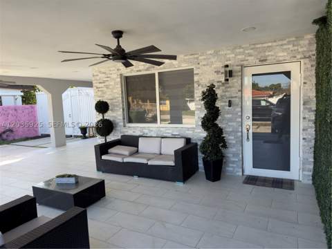 224 E 42nd St, Hialeah FL - photo 8 of 82