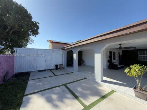 224 E 42nd St, Hialeah FL - photo 9 of 82