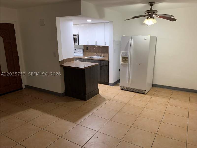 1 bedroom Condominium at 1851 NE 168th St B10, The Palms 51 Condo, North Miami Beach — photo 2