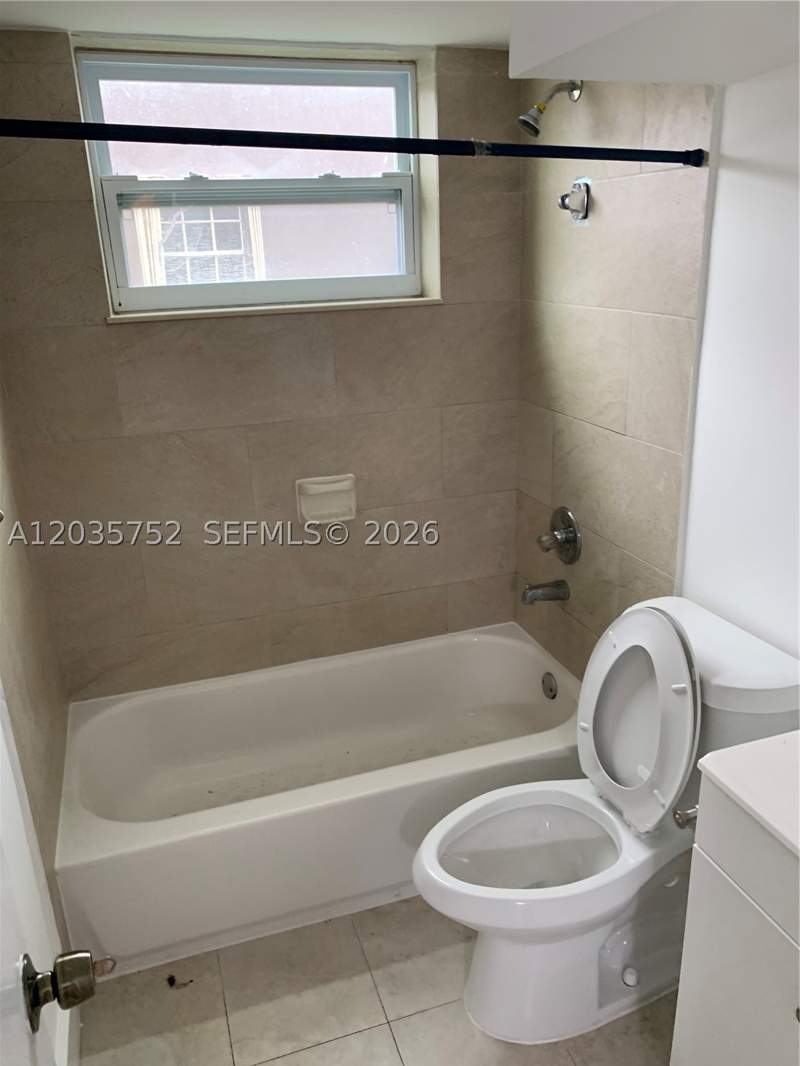 1 bedroom Condominium at 1851 NE 168th St B10, The Palms 51 Condo, North Miami Beach — photo 4