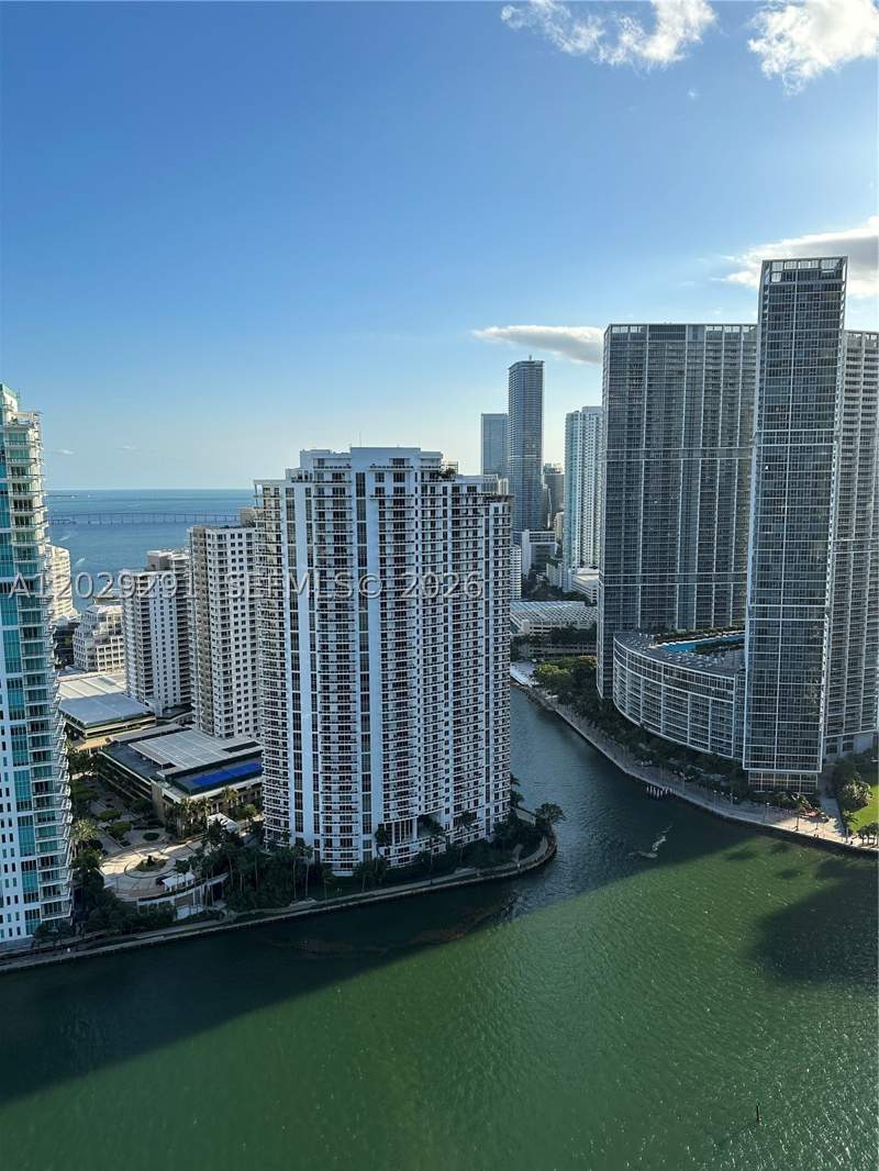 2 bedroom Condominium at 325 S Biscayne Blvd 4119, One Miami West Condo, Miami — photo 2