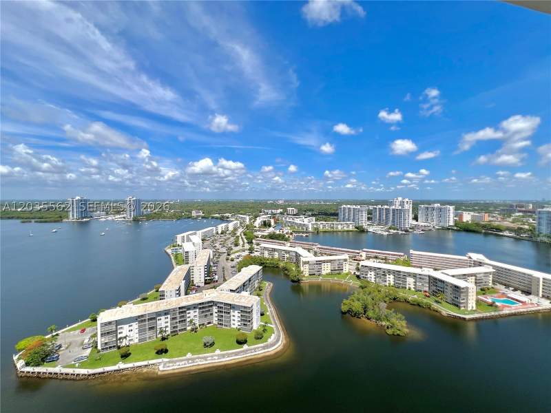 2 bedroom Condominium at 1000 W Island Blvd 3010, 1000 ISL BLVD WILLIAMS IS, Aventura — photo 1