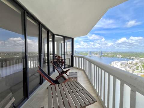 1000 W Island Blvd 3010, Aventura FL - photo 17 of 22