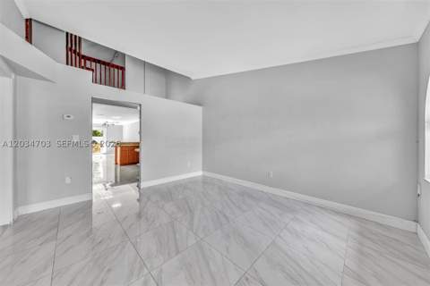 5445 W 27th Lane, Hialeah FL - photo 11 of 57