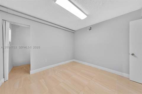 5445 W 27th Lane, Hialeah FL - photo 19 of 57