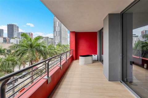 90 NE 32nd St 406, Miami FL - photo 17 of 27