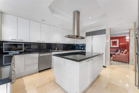 430 Grand Bay Drive 1103, Key Biscayne FL - photo 12 of 37