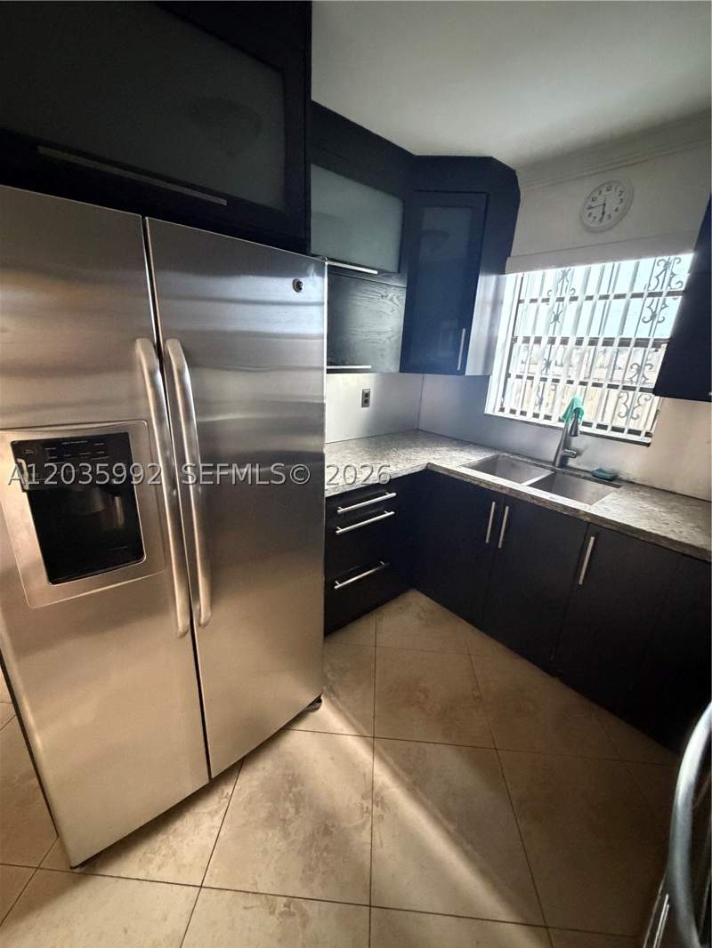 3 bedroom Townhouse at 550 SW 115th Ave 710C, Sweetwater Creek Condo, Sweetwater — photo 3