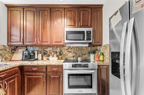 5685 SW 80th St 58B, Miami FL - photo 9 of 30