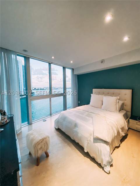 465 Brickell Ave 1101, Miami FL - photo 10 of 17