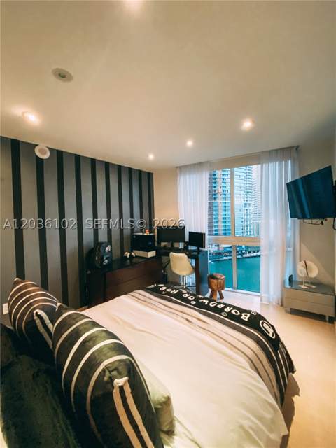 465 Brickell Ave 1101, Miami FL - photo 11 of 17