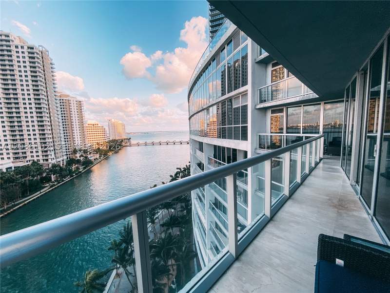 3 bedroom Condominium at 465 Brickell Ave 1101, Iconbrickell Condo No 1, Miami — photo 2