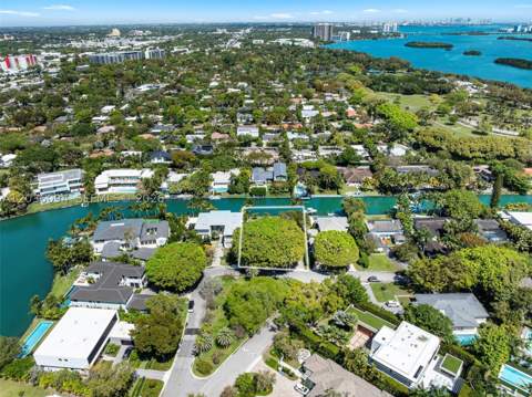 655 Buttonwood Ln, Miami FL - photo 16 of 23