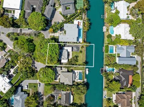 655 Buttonwood Ln, Miami FL - photo 18 of 23