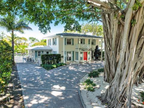 655 Buttonwood Ln, Miami FL - photo 8 of 23