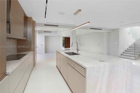 330 SW 19th Rd, Miami FL - photo 10 of 37