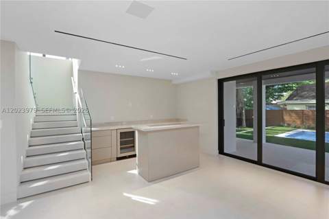 330 SW 19th Rd, Miami FL - photo 16 of 37