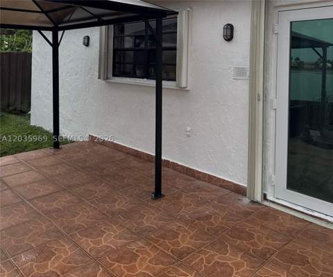 13326 SW 9th Ter, Miami FL - photo 12 of 28