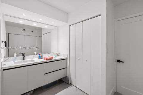 20505 E Country Club Dr 331, Aventura FL - photo 18 of 23