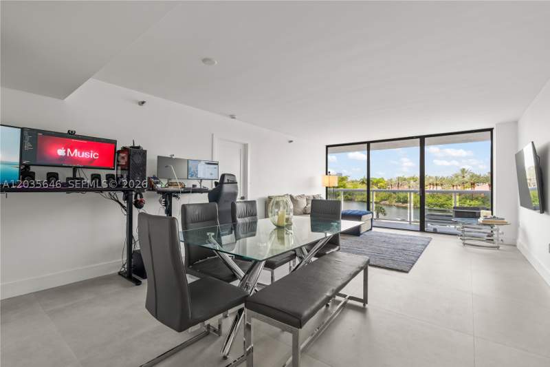 2 bedroom Condominium at 20505 E Country Club Dr 331, Waterview Condo, Aventura — photo 4