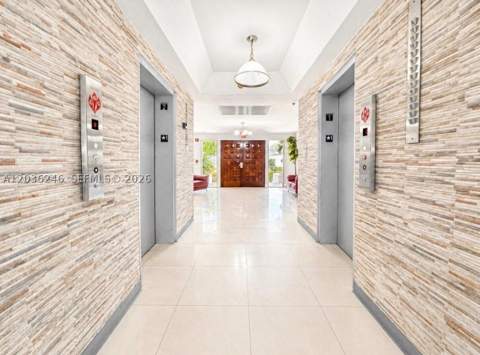 1825 W 44th Pl 1107, Hialeah FL - photo 13 of 14