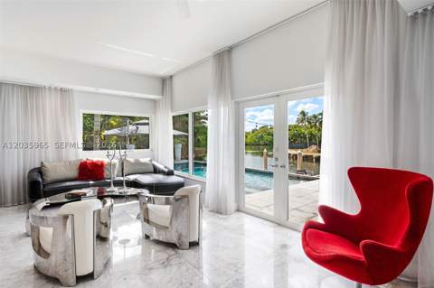 6944 Sunrise Ter, Coral Gables FL - photo 13 of 26