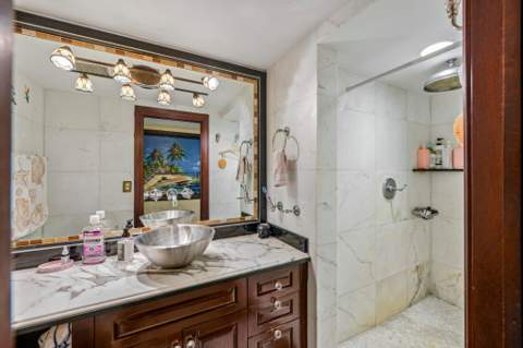 430 Poinciana Drive 1710, Sunny Isles Beach FL - photo 23 of 43